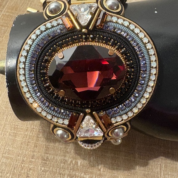 IZABELA FELINSKI BURGUNDY STONE  BRACELET - Picture 6 of 11